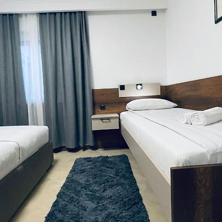 Kollar D Guest House - Prenociste Rooms ซูโบติกา ภายนอก รูปภาพ