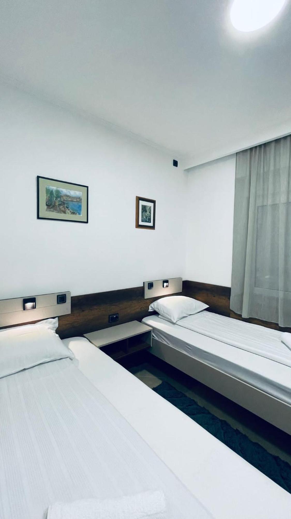 Kollar D Guest House - Prenociste Rooms ซูโบติกา ภายนอก รูปภาพ