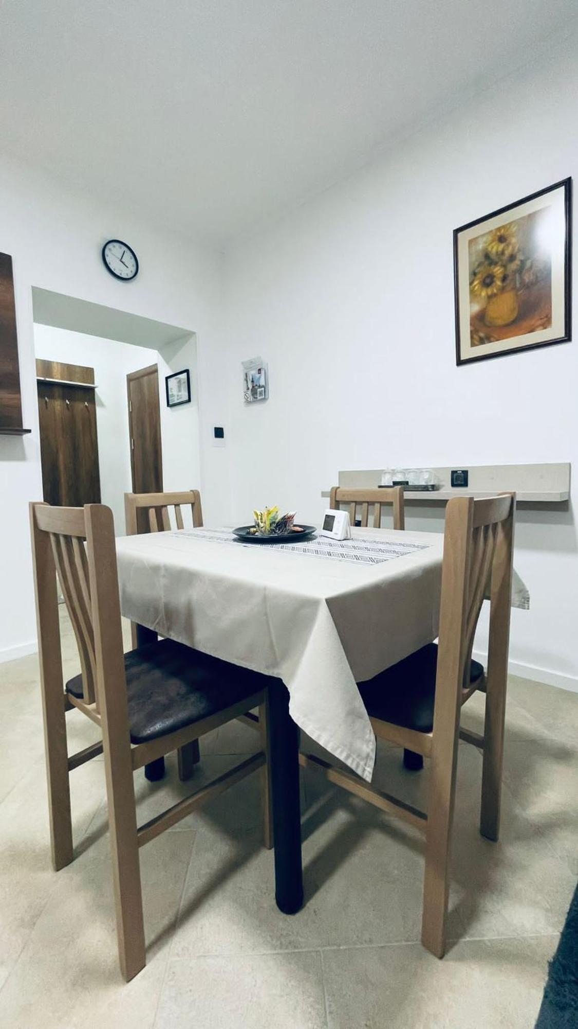 Kollar D Guest House - Prenociste Rooms ซูโบติกา ภายนอก รูปภาพ