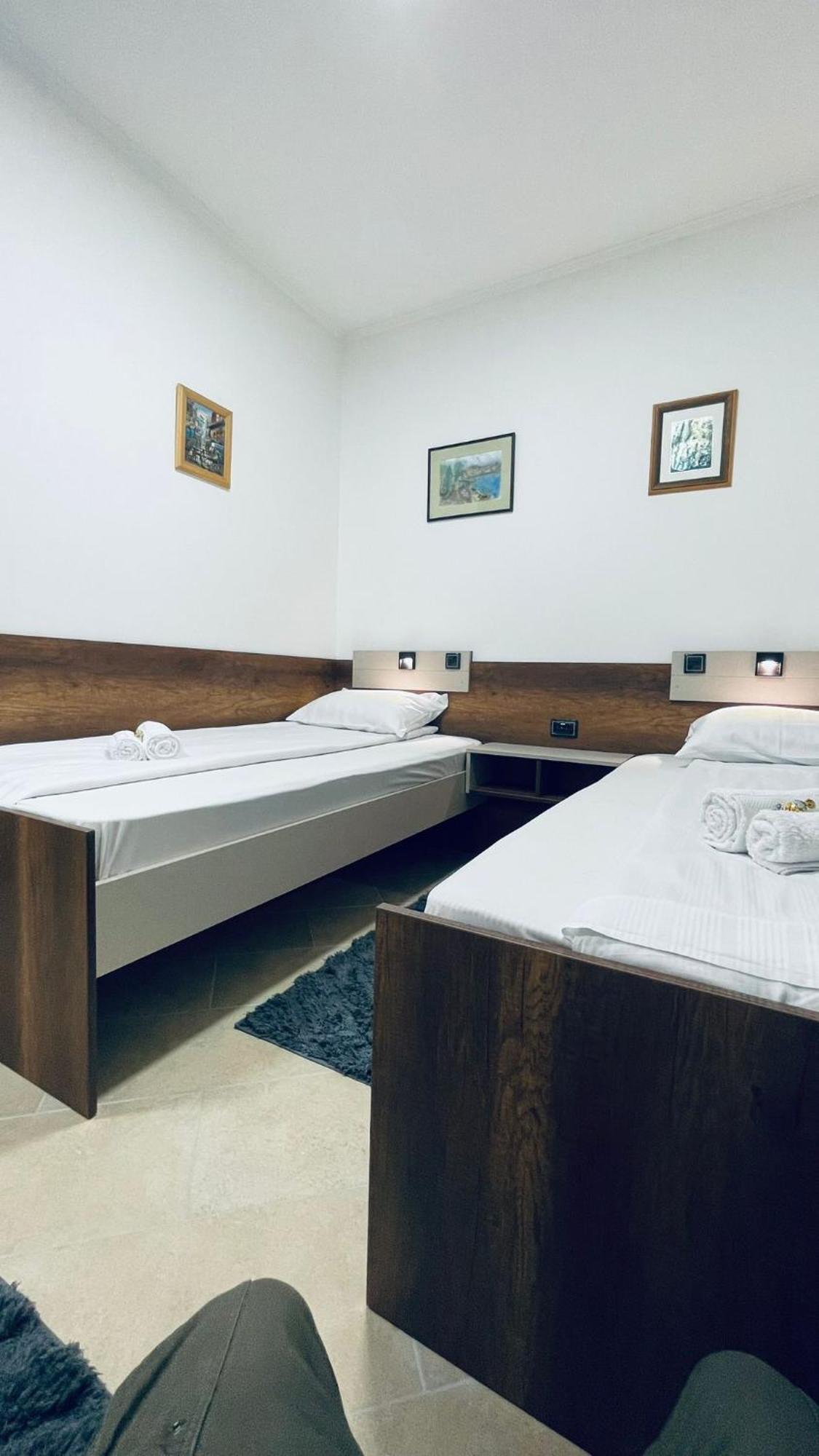 Kollar D Guest House - Prenociste Rooms ซูโบติกา ภายนอก รูปภาพ